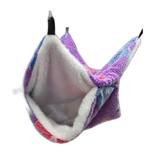 Hamac double en peluche violette à motif de cœurs, suspendu par quatre attaches — vue 4