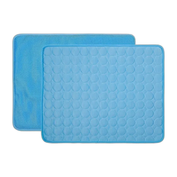 Tapis rafraîchissant bleu pour chien plié en deux — vue 2