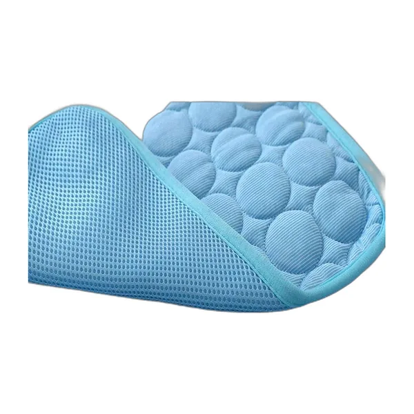 Tapis rafraîchissant bleu pour chien plié en deux — vue 3