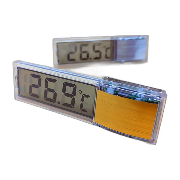 Thermomètre digital LCD argenté à coller sur la vitre d’un aquarium, affichant 28,1 °C — vue 3
